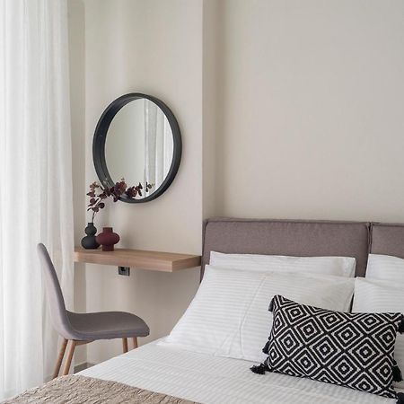 Aelia Seaside Luxury Suites Неа Карвали Екстериор снимка