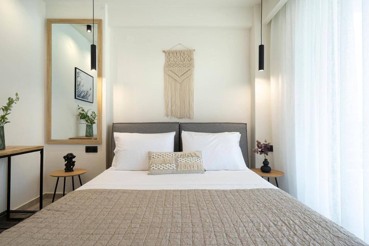 Aelia Seaside Luxury Suites Неа Карвали Екстериор снимка